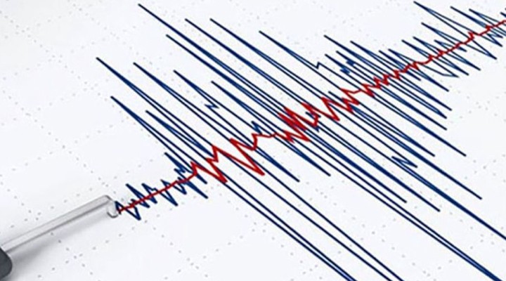 Manisa da deprem... İzmir de de hissedildi