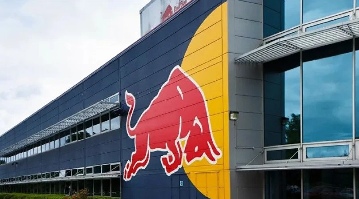 Red Bull dan Antalyalı gazozcuya  boğa  davası!