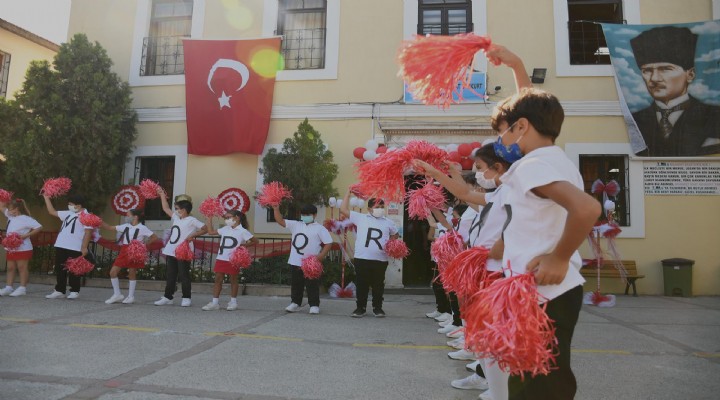 Renkli İlköğretim Haftası kutlaması!