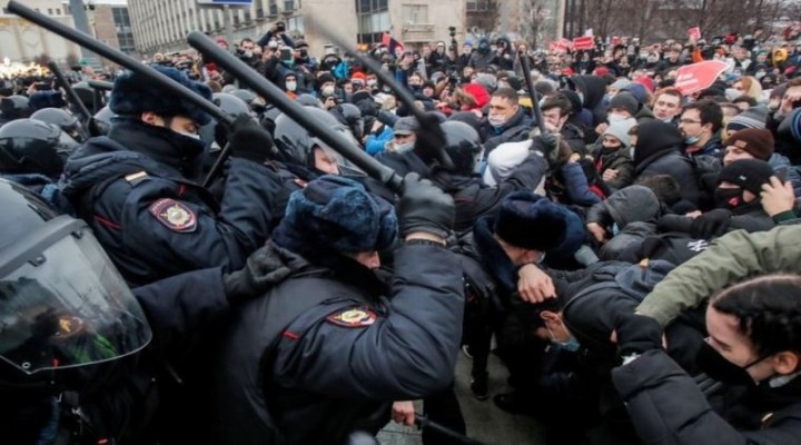 Rusya protestolarında yüzlerce kişi gözaltına alındı