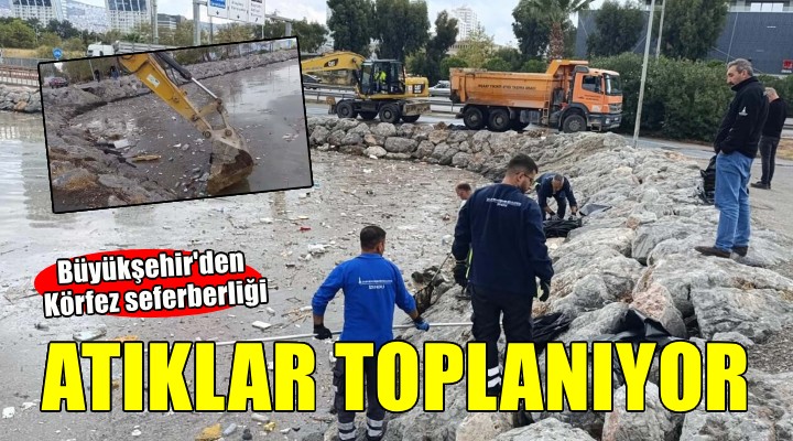Sağanak yağışla Körfez e dökülen atıklar toplanıyor