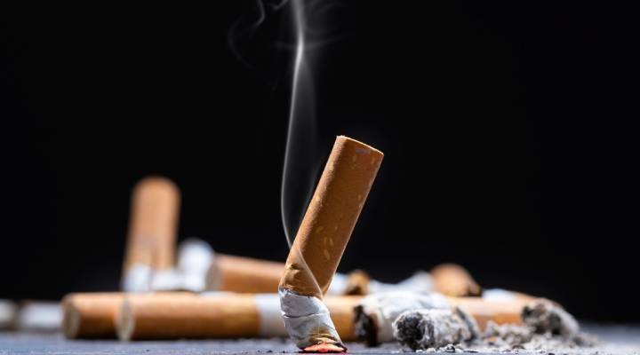 Sağlık Bakanlığı ndan ilk sinyal geldi: Sigara kimlikle satılacak