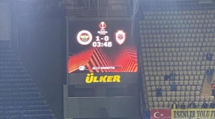 Samatta nın attığı gol skorbordu şaşırttı!