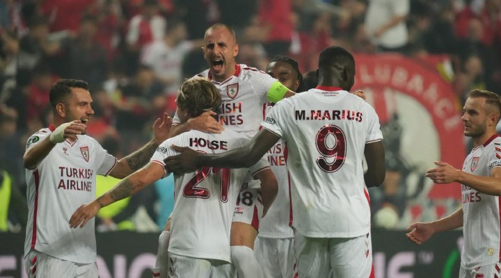 Samsunspor Avrupa da zirveye kuruldu