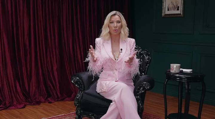 Seda Sayan: İstanbul a pasaportla girilmeli!