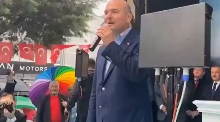 Soylu nun mitinginde şemsiye müdahalesi!