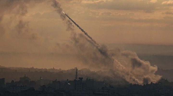 Süre doldu… Hamas, Aşkelon’a füze yağdırdı!