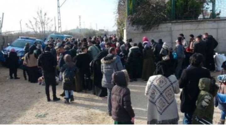 Suriyeliler  deprem  izni ile ülkelerine gidiyor