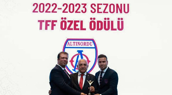 TFF den Altınordu ya özel ödül