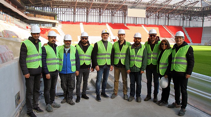 TSYD İzmir Şubesi, Göztepe Stadı nı gezdi