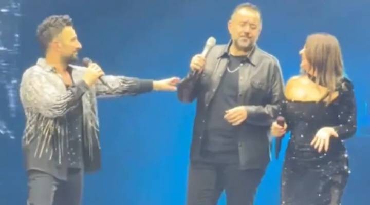Tarkan İstanbul konserinde yıldızları ağırladı! O anlar geceye damga vurdu…