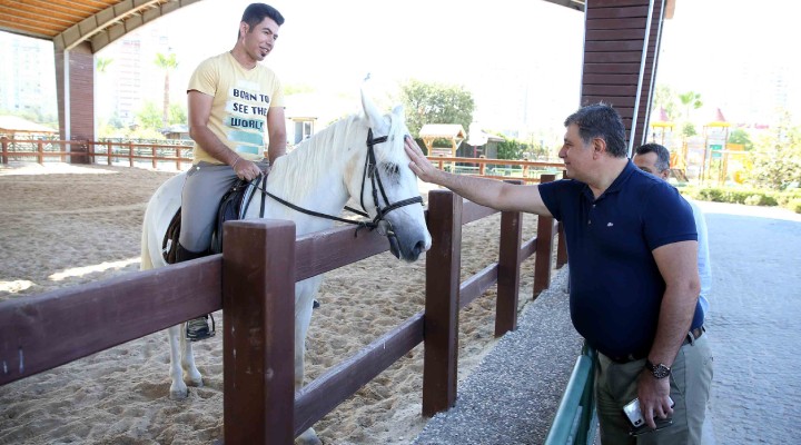 Taypark yenilenen yüzüyle kapılarını açıyor