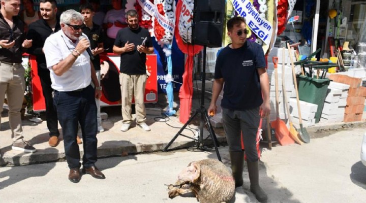 Tekel bayiyi dualarla açan imam:  Tebalayı görünce hemen ayrıldım 