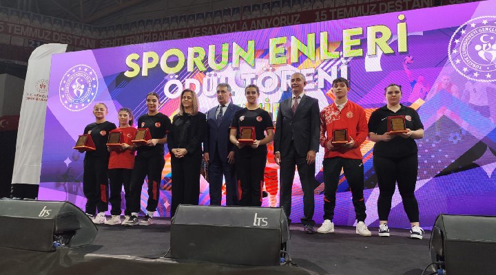Tire Belediyesi Spor Kulübü sporcularına ödül
