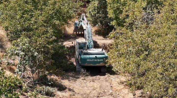 Tire’de yangın ve sel riskine karşı dere temizliği