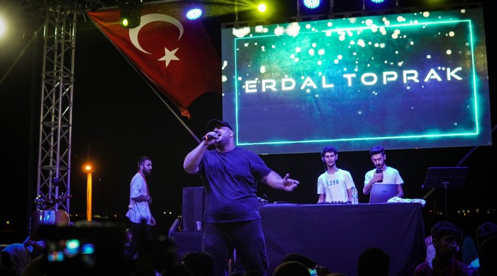 Torbalı Belediyesi’nden Sevgililer Günü’ne özel konser!