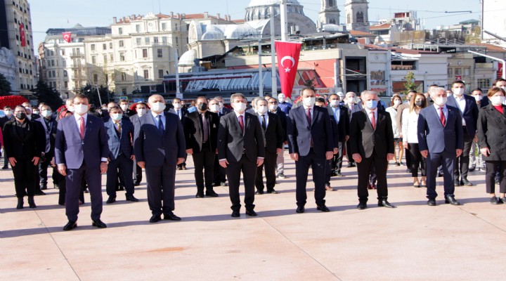 Törende gergin anlar! İmamoğlu çok kızdı!