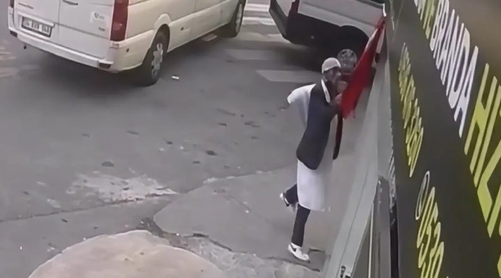 Türk bayrağını sökerek yere atan şüpheli:  Arada sırada kendimi kaybediyorum 