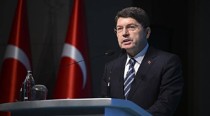 Türkiye nin tartıştığı soru Adalet Bakanı na da soruldu