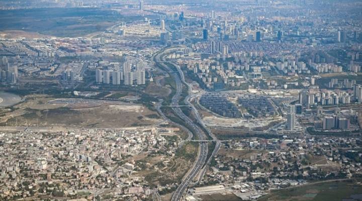 Üç devden milyarlık satış