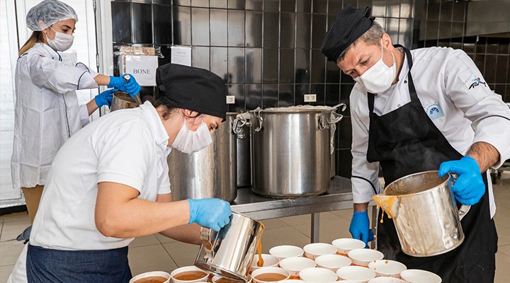 Üç haftada 312 bin kişilik iftar paketi