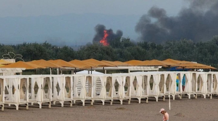 Ukrayna askerleri Kırım’a girdi!