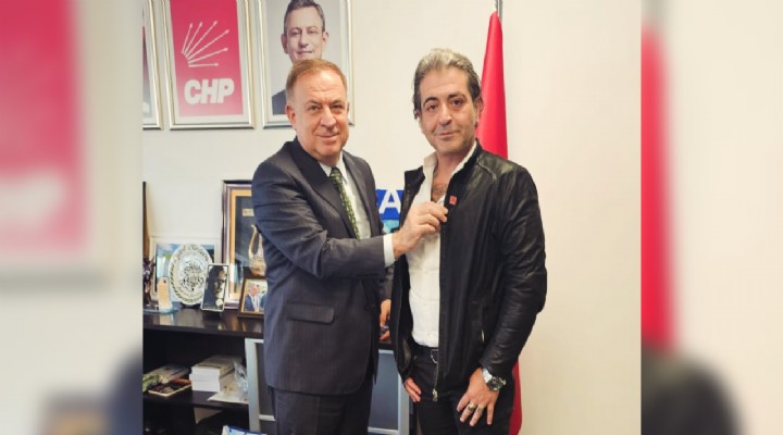 Ünlü şef CHP’ye katıldı