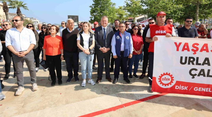 Urla da 4 yıl sonra  coşkulu 1 Mayıs kutlaması