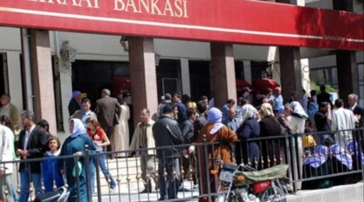 Vatandaş bankalara akın etti: Sistem kilitlendi