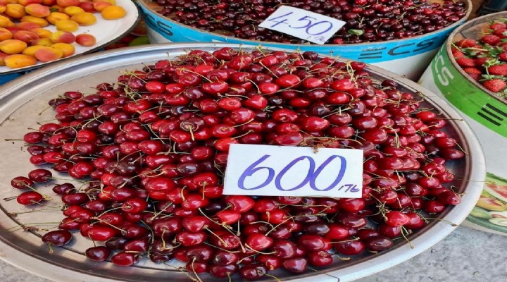 Vatandaş kiraza hasret kaldı: En ucuzu 500 TL! 1000 liraya kadar çıkıyor