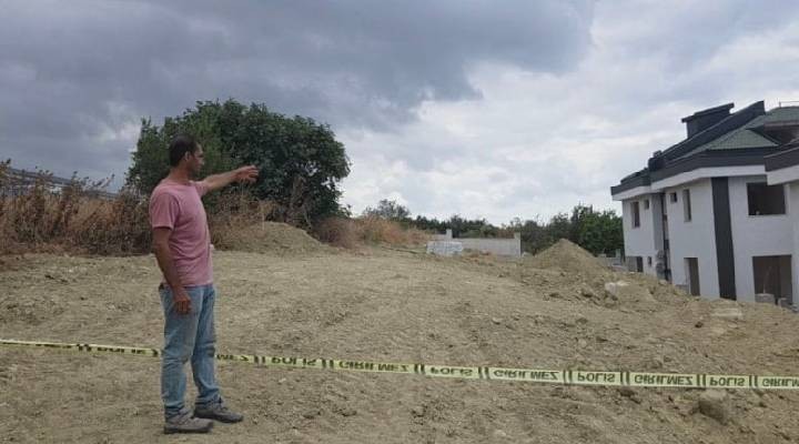 Villanın bahçesinde ceset bulundu!