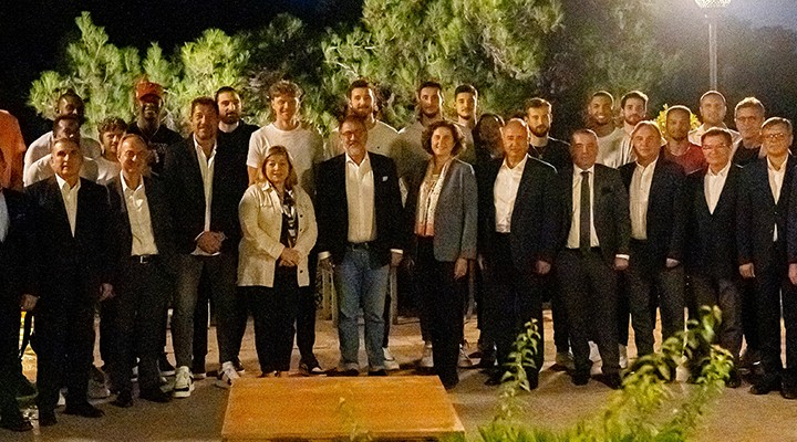 Yaşar Holding ve Pınar Karşıyaka yöneticileri bir araya geldi