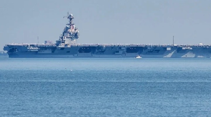 Yeni savaş kapıda... Uçak gemisi ulaştı!