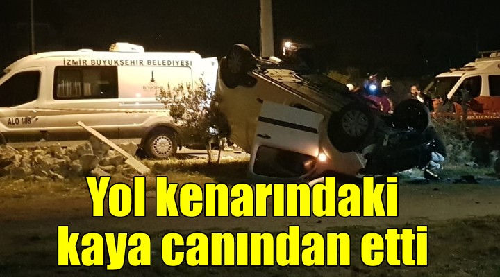 Yol kenarındaki kaya canından etti!