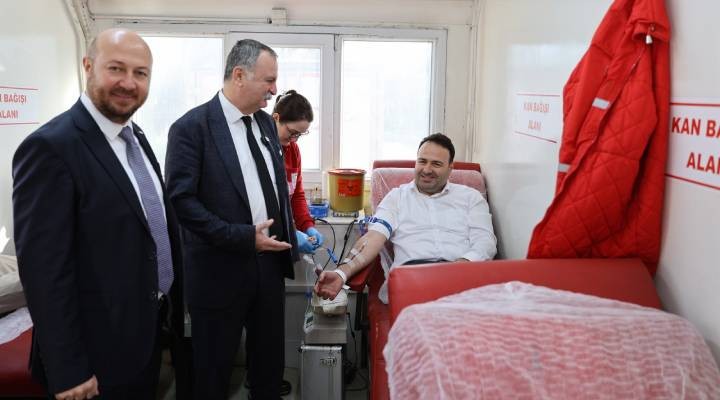 Yunusemre de kan ve kök hücre bağış kampanyası
