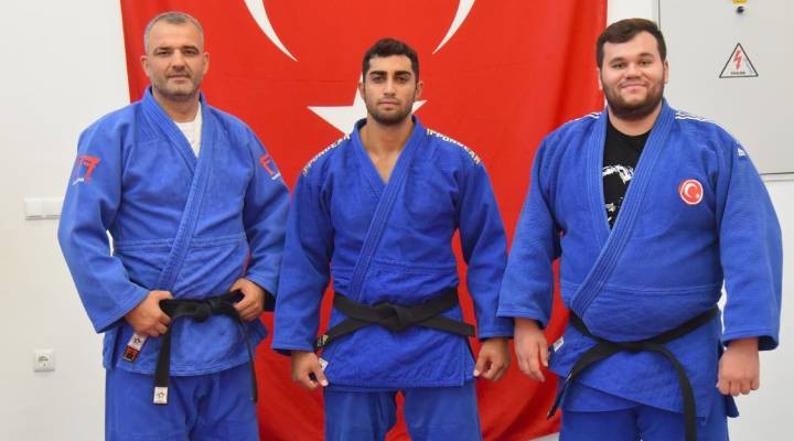 Yunusemre nin gururu Enes Pınar, Balkan Şampiyonası nda madalya hedefliyor