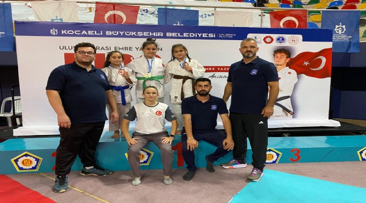 Yunusemre nin süper minikleri uluslararası turnuvada Manisa yı gururlandırdı
