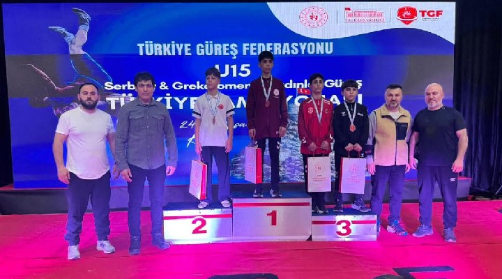 Yunusemreli güreşçi Beytullah Kalay Kars tan bronz madalya ile döndü