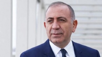 'Bir gün önce aidatını yatırdı' iddiası