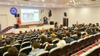 'Veriyi kontrol eden dünyayı kontrol eder'