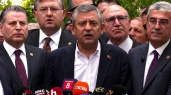 YENİ Parti lideri Özgür Özel'den kritik açıklamalar: İlk toplantının yeri belli oldu!