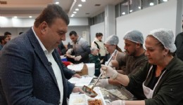 Seferihisar'da Ramazan dayanışması başladı