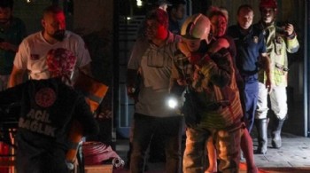 26 katlı binada korkutan yangın: Biri bebek 3 ölü, 39 yaralı