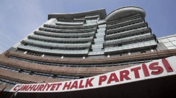 264 eski milletvekili CHP'den istifa etti