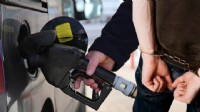 27 ilde 60 milyar liralık operasyon: 4 şirket ile 15 akaryakıt istasyonuna kayyım atandı