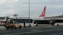 36'sı Türk 137 aktivisti taşıyan uçak İstanbul'a indi