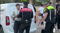 400 bin TL'lik gözyaşı! Polise sarılıp böyle ağladı