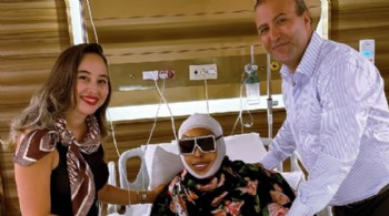74 yaşındaki Bülent Ersoy'a lolita operasyonu