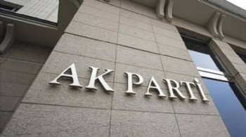 AK Parti'de peşe peşe istifalar sonrası ilk açıklama