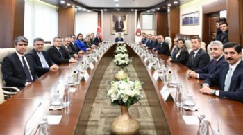 Adalet Bakanı Akın Gürlek, HSK üyeleriyle ilk toplantısını yaptı: